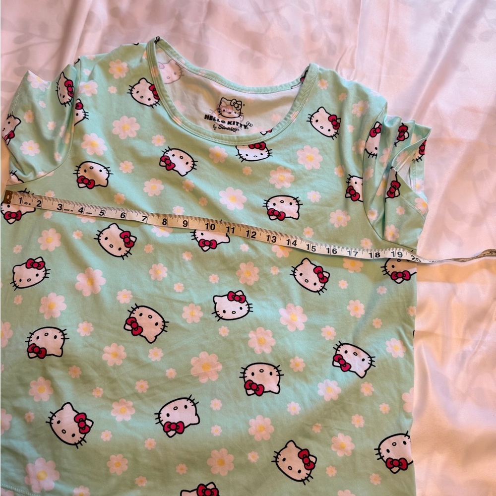 Hello Kitty by Sanrio Mint Green Pajama Set | Size M - Picture 4 of 5